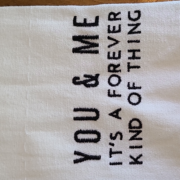 NWT Set of 2 dish towels, red and white - Picture 2 of 6